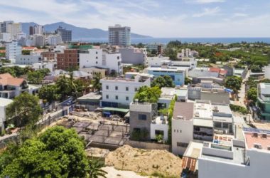 BIM Architecture: Danang Residential by Wu Chongyi Architectural Firm Featuring Scattered Boxes and a Breathable 'Green Lung' Design-BIM WORLD