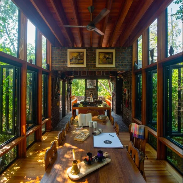 BIM Architecture | Quiet and Simple Residence, Hidden in the Forest: A Narrow House in South Africa