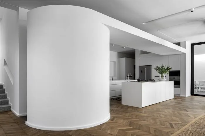 BIM Architecture | Futuristic Sculpture: 216 Seaview Street, South Africa