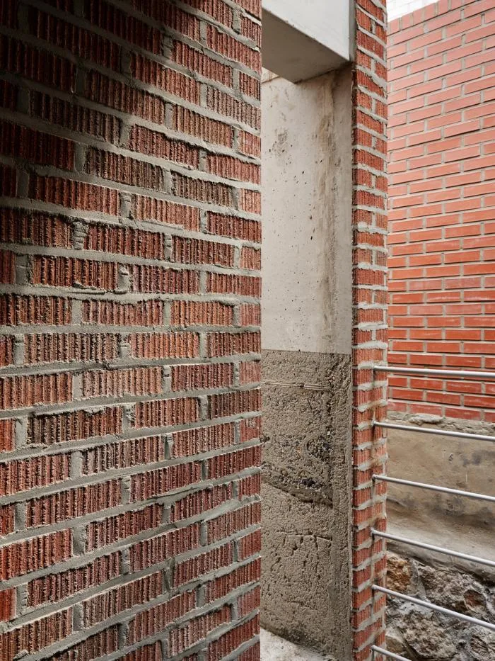 BIM Architecture | Ritual and Fun Coexistence: Korean 'Back Alley' Residential Buildings