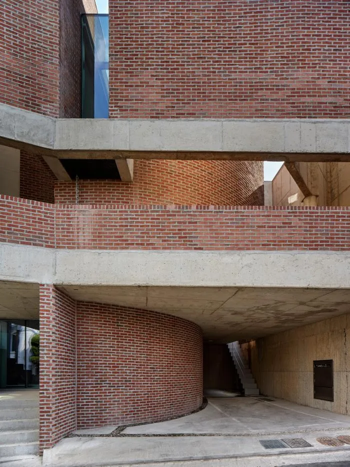 BIM Architecture | Ritual and Fun Coexistence: Korean 'Back Alley' Residential Buildings
