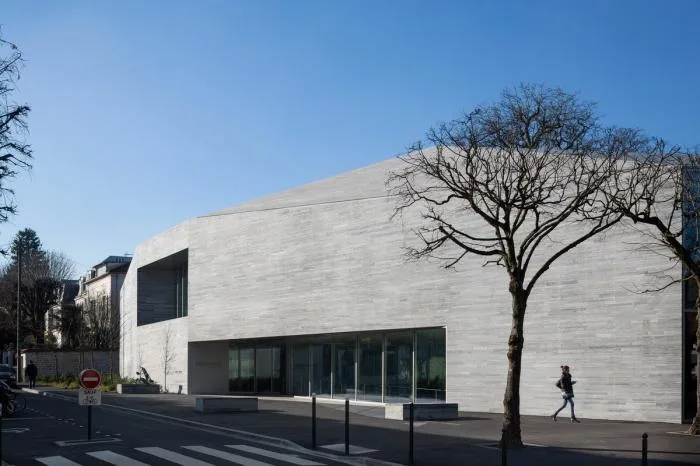 BIM Architecture | Town Tree Courtyard - Queenstown Media Library