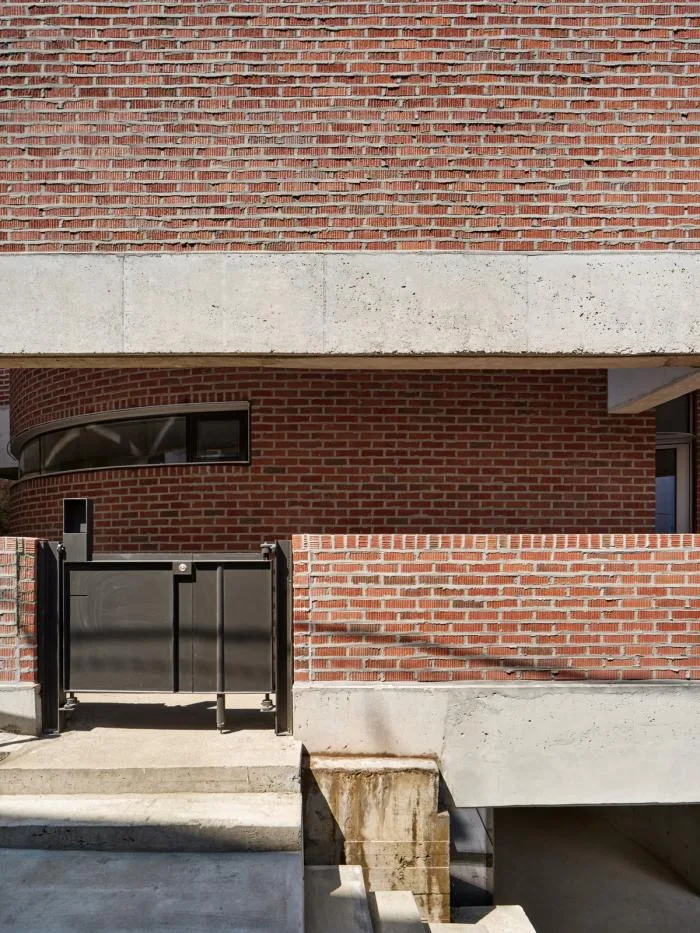 BIM Architecture | Ritual and Fun Coexistence: Korean 'Back Alley' Residential Buildings