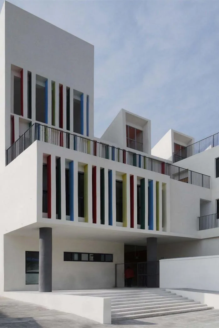 BIM Architecture | Expression of Terrain Relationships: Wushe Town Central Kindergarten/Dongyi Architecture