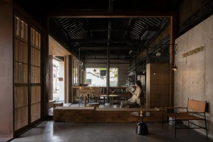 BIM Architecture | Collision between Jiangnan Old Street and Coffee Culture: D-U Duka Collection/Ben Zhe Architecture