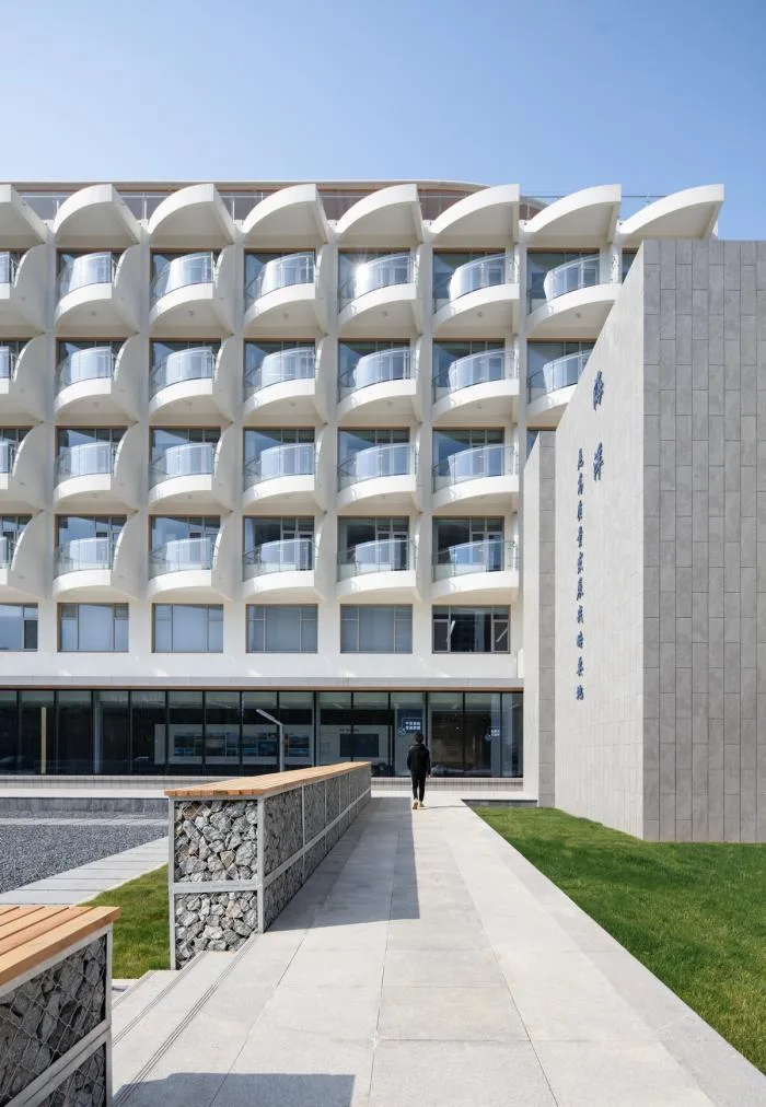 BIM Architecture | Yantai Marine Economic Innovation Zone Headquarters Base Renovation/Water Stone Design