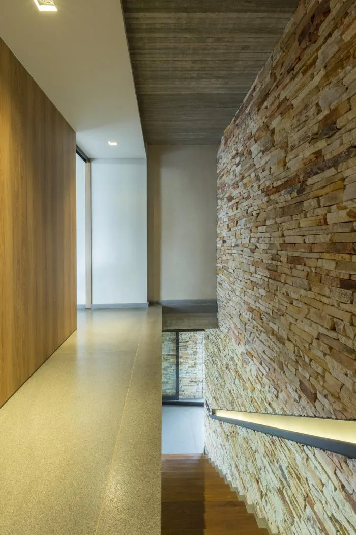 BIM architecture | Creating hierarchical and horizontally nested spaces: Brazilian "movie" residences