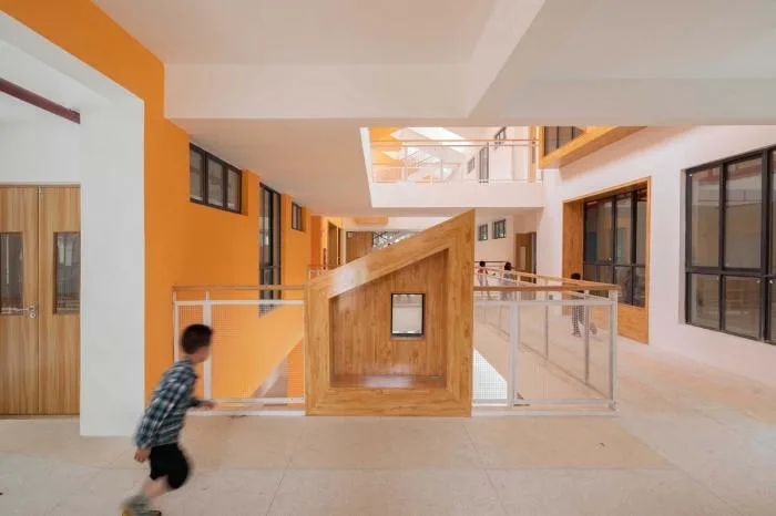 BIM Architecture | Expression of Terrain Relationships: Wushe Town Central Kindergarten/Dongyi Architecture