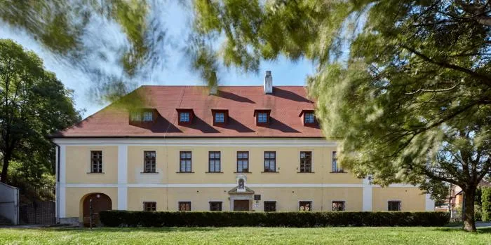 BIM Architecture | Children's Castle in Fairy Tale Books: Vřesovice Elementary School Expansion