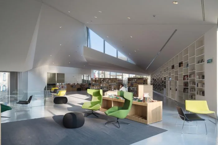 BIM Architecture | Town Tree Courtyard - Queenstown Media Library