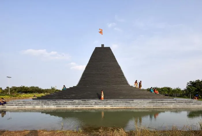 BIM Architecture | Leading to a Pure Faith World with Holy Water - Indian Stone Step Temples