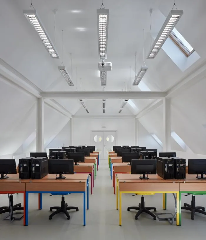 BIM Architecture | Children's Castle in Fairy Tale Books: Vřesovice Elementary School Expansion