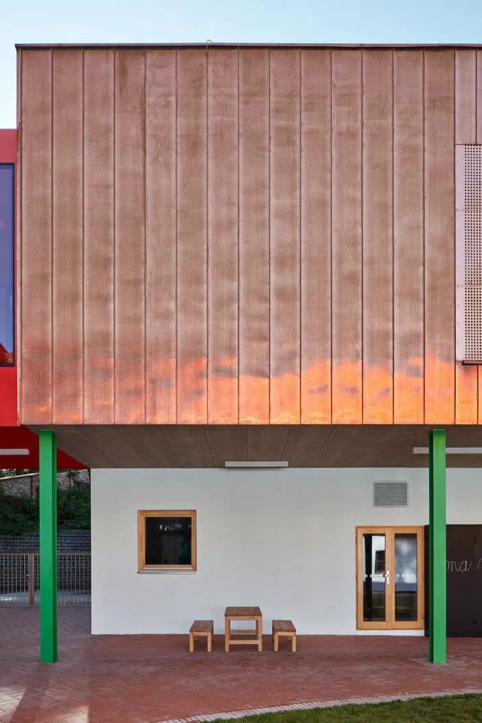 BIM Architecture | Children's Castle in Fairy Tale Books: Vřesovice Elementary School Expansion
