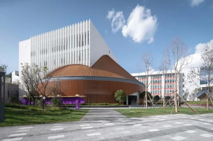 BIM Architecture | Stereoscopic "Courtyard" Space: Yunnan Normal University Experimental High School/Tsinghua University Architectural Design Institute+Tsinghua University School of Architecture