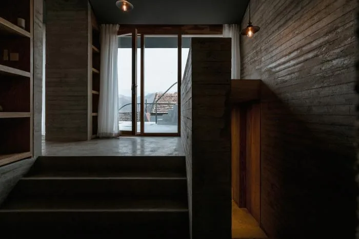 BIM Architecture | Seemingly Originating from Ancient Times - Home on the Stage/Office of the Inspection Society