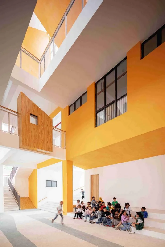 BIM Architecture | Expression of Terrain Relationships: Wushe Town Central Kindergarten/Dongyi Architecture