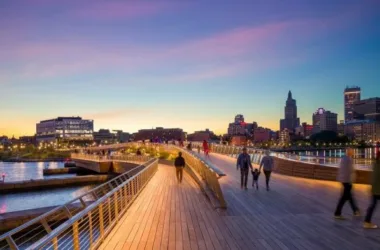 BIM Architecture: Connecting the City Through the Providence Pedestrian Bridge-BIM WORLD