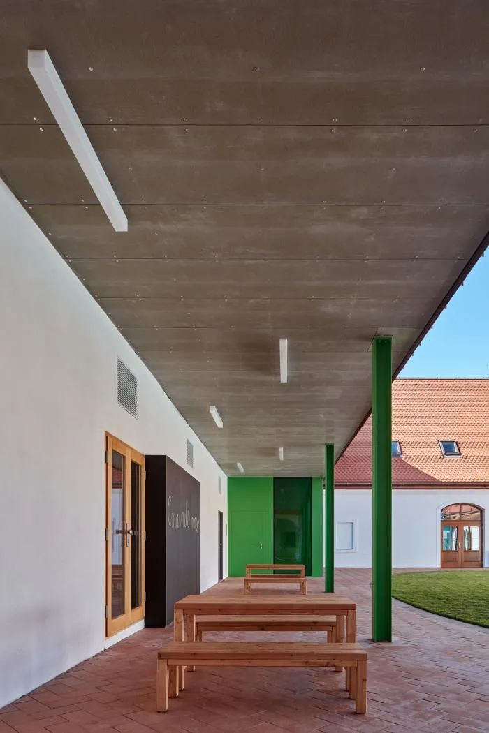 BIM Architecture | Children's Castle in Fairy Tale Books: Vřesovice Elementary School Expansion