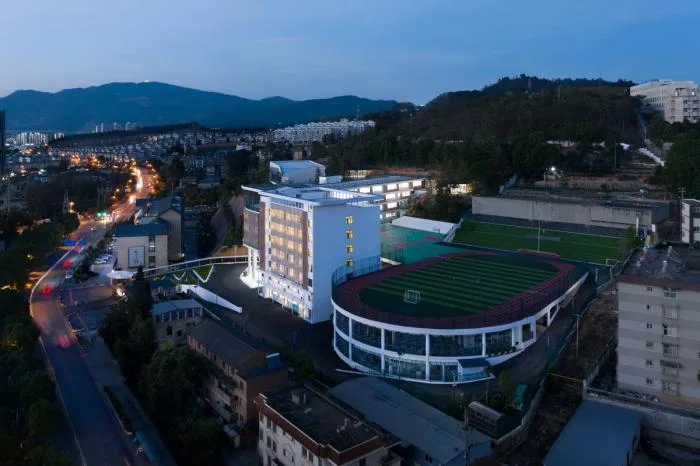 BIM Architecture | Campus Regeneration, Half Mountain Half School: Yunnan Yuxi Ecological Experimental Primary School/Conceptual Design