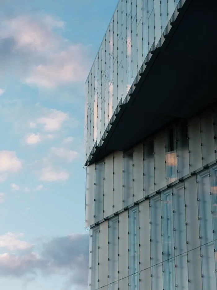 BIM architecture | Enjoying sunbathing under foggy curtain walls: Norwegian Library "Deichman"