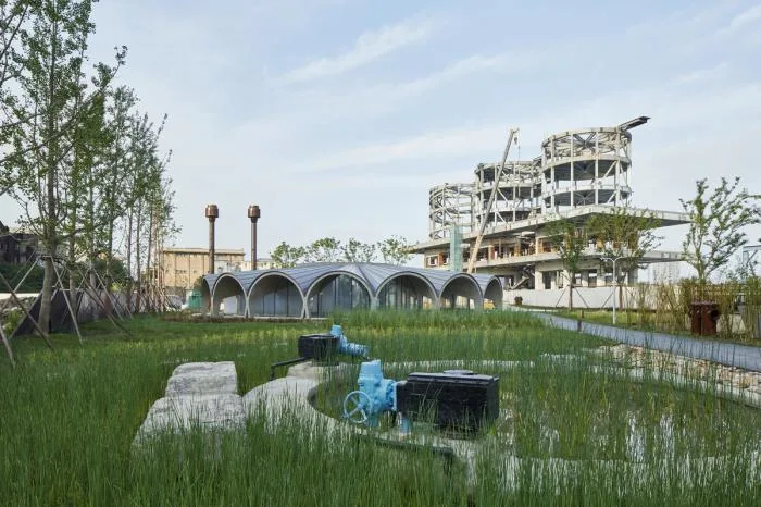 BIM architecture | Form gathering but spirit dispersing, clean water pool coffee shop/Tongji original design studio