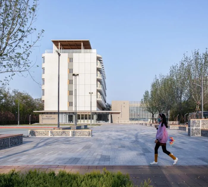 BIM Architecture | Yantai Marine Economic Innovation Zone Headquarters Base Renovation/Water Stone Design