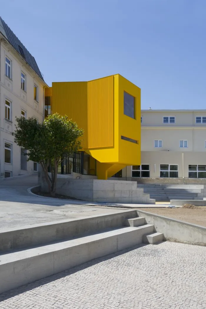 BIM Architecture | A Beautiful Landscape in Monochrome: ARTAVE/CCM Music Academy Addition