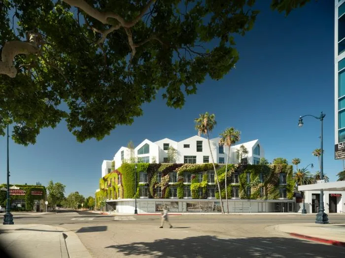 BIM Architecture | MAD's first project in the United States, 'Beverly Hills Courtyard,' completed, small village on the hillside
