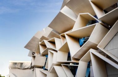 BIM Architecture: Honeycomb-Style Folding Panel Facade at Iran Greenland Convention Center Exhibition Building-BIM WORLD