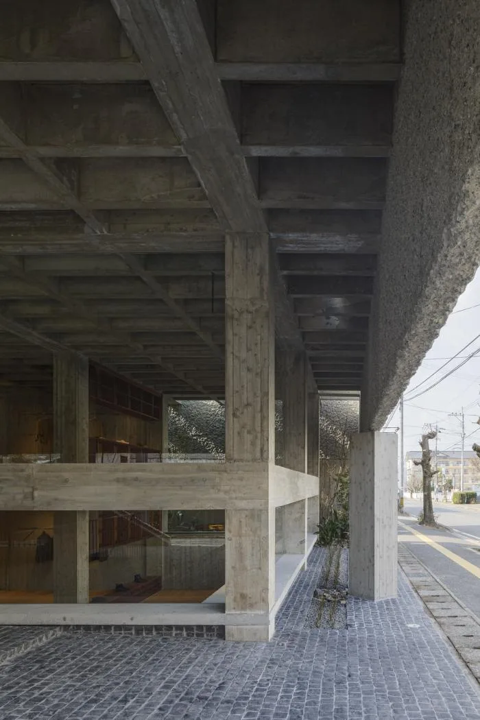 BIM Architecture | Thick and Transparent: Daihara Kendo Semi elevated Brand Store/Shimokawa Toru Architecture Firm