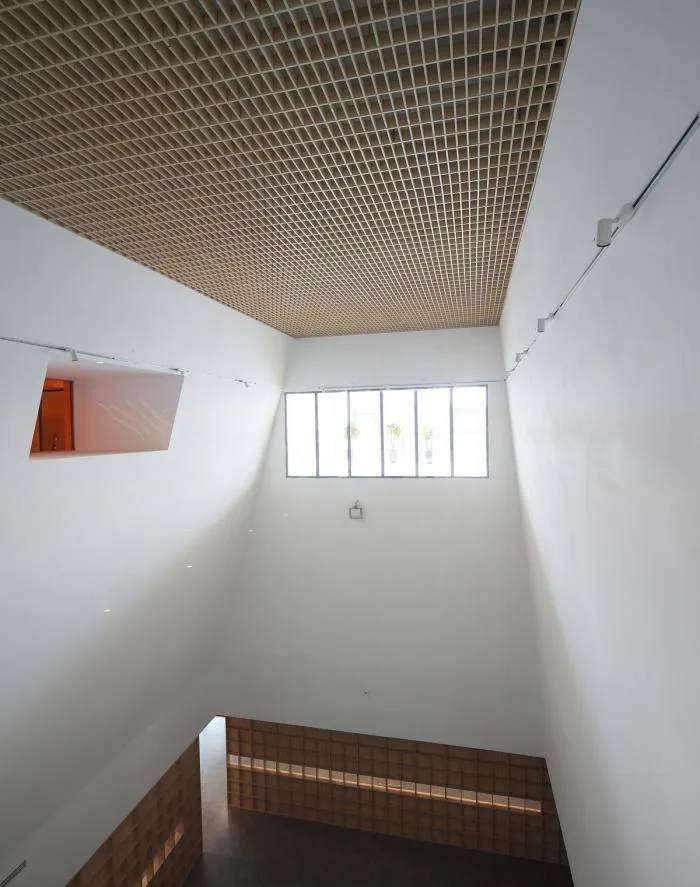 BIM Architecture | Yuanping · Meijing Bookstore: A Bookstore Hidden in the Skylight Courtyard/Shanghai Yanyang Architectural Design Studio