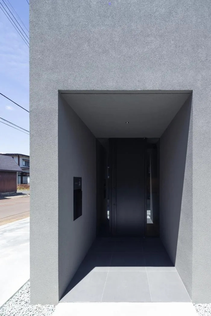 BIM architecture | Half covered with vertical walls, transparent and scenic: Residential "SCAPE" in Yamagata Prefecture, Japan