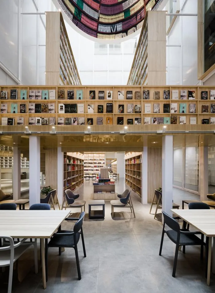 BIM Architecture | Yuanping · Meijing Bookstore: A Bookstore Hidden in the Skylight Courtyard/Shanghai Yanyang Architectural Design Studio