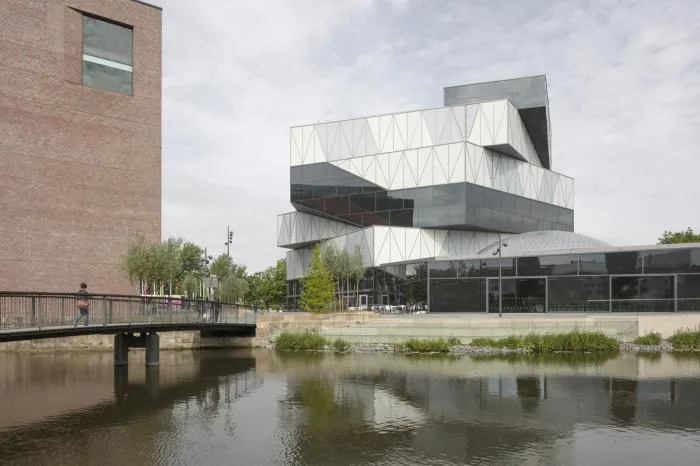 BIM Architecture | Heilbronn Technology Museum, a spiral enclosed horseshoe shaped space