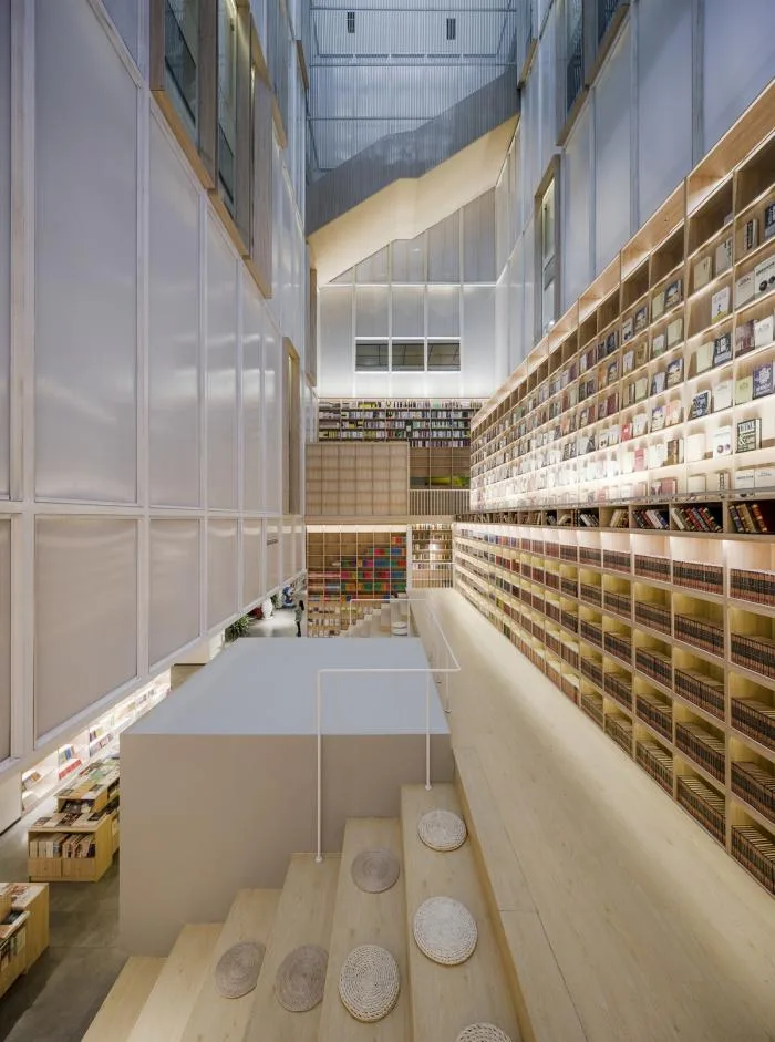 BIM Architecture | Yuanping · Meijing Bookstore: A Bookstore Hidden in the Skylight Courtyard/Shanghai Yanyang Architectural Design Studio