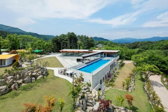 BIM Architecture | "Charm Green Forest" Resort, South Korea/ArchiWorkshop