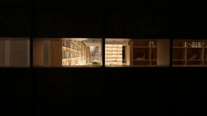 BIM Architecture | Yuanping · Meijing Bookstore: A Bookstore Hidden in the Skylight Courtyard/Shanghai Yanyang Architectural Design Studio
