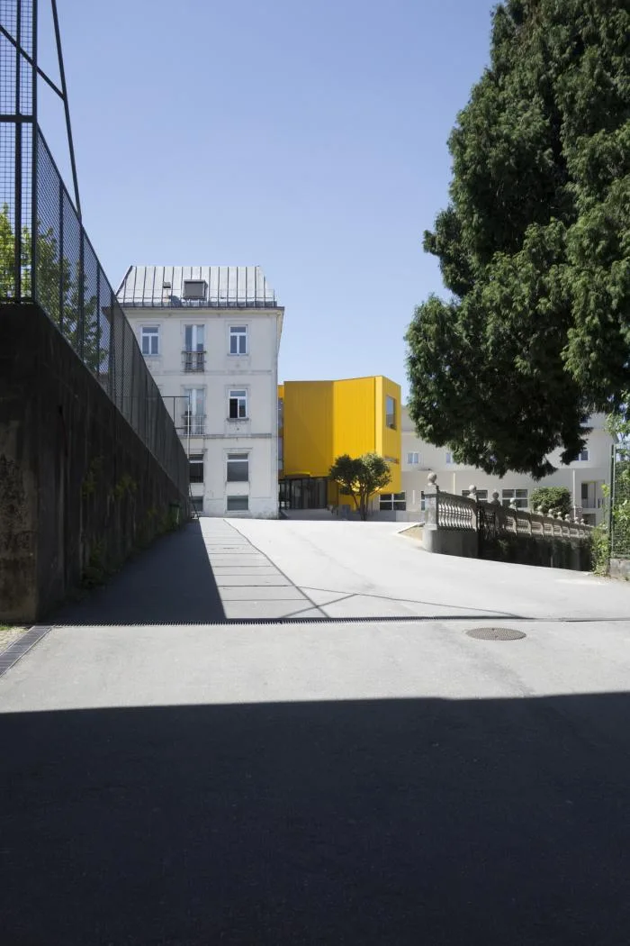 BIM Architecture | A Beautiful Landscape in Monochrome: ARTAVE/CCM Music Academy Addition