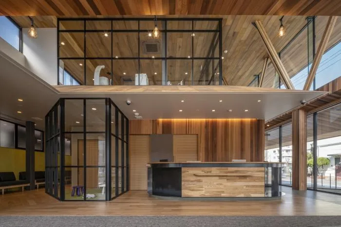 BIM Architecture | Warm Transparency: Nagoya Surgical Clinic "Takenaka"/TSC Architects