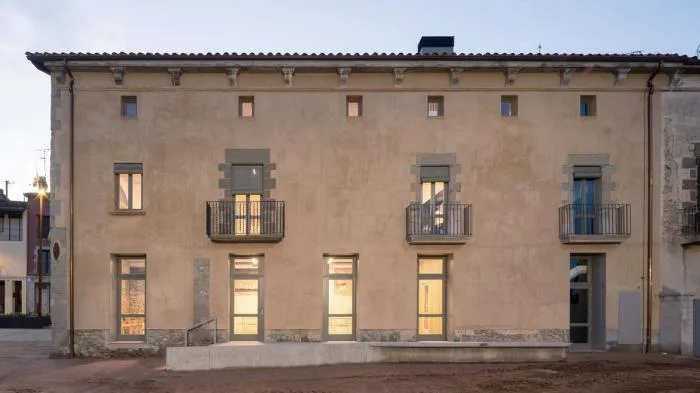BIM Architecture | Integration of Traditional Farmhouses and Baroque Architectural Styles: Renewal of "El Mallol" Civic Center