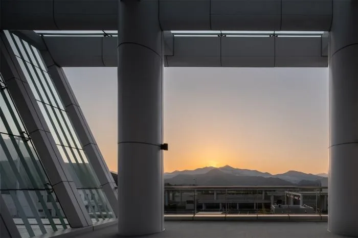 BIM Architecture | Liantang Port in Shenzhen: China's first "one-stop customs clearance for passengers and goods" port/Huayang International Design Group