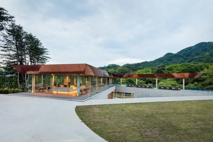 BIM Architecture | "Charm Green Forest" Resort, South Korea/ArchiWorkshop