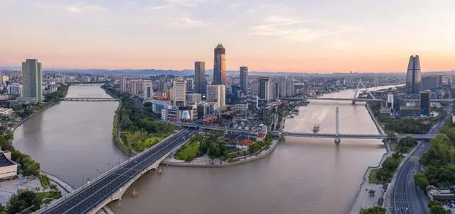 Ningbo Bund meets Xiaolujiazui, Green Center reshapes the skyline of Ningbo city