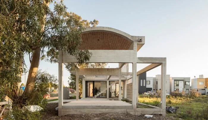 BIM Architecture | 'Unfinished' Design: Louisiana Residence
