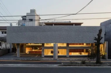 BIM Architecture: Thick and Transparent Design for Daihara Kendo Semi-Elevated Brand Store by Shimokawa Toru Architecture-BIM WORLD