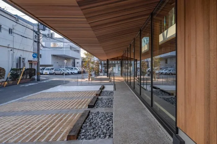 BIM Architecture | Warm Transparency: Nagoya Surgical Clinic "Takenaka"/TSC Architects