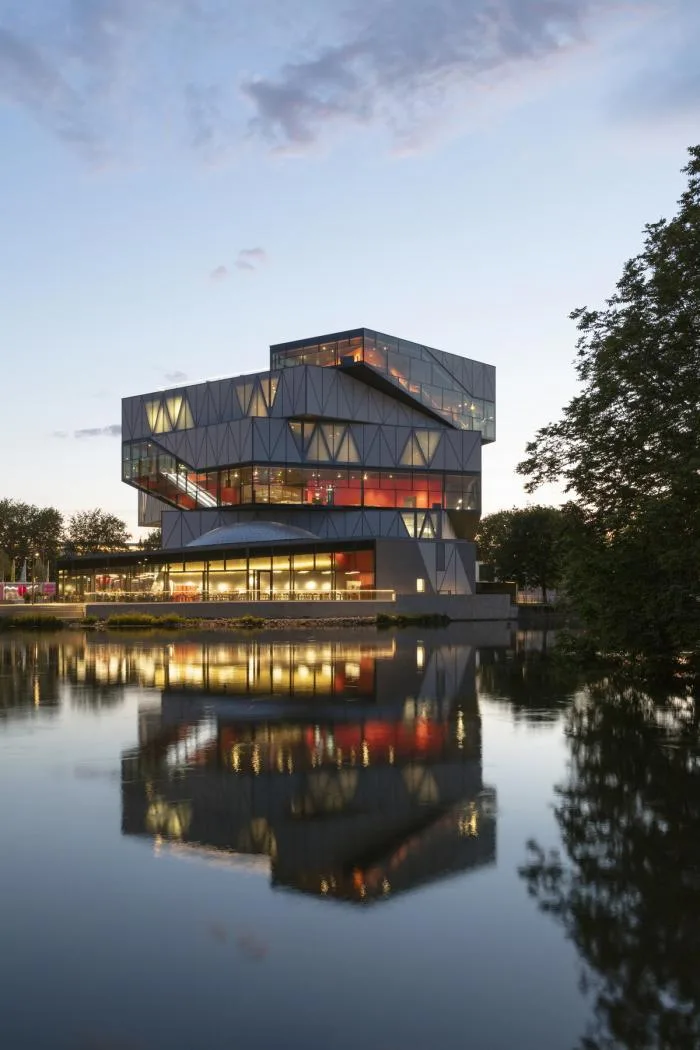 BIM Architecture | Heilbronn Technology Museum, a spiral enclosed horseshoe shaped space