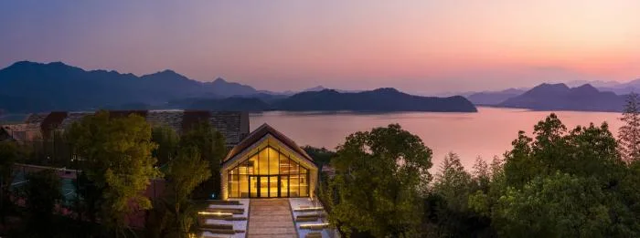 BIM Architecture | Starting from the Heart, Returning to Nature - Tonglu Conrad Lighting Design/PROL Light Stone