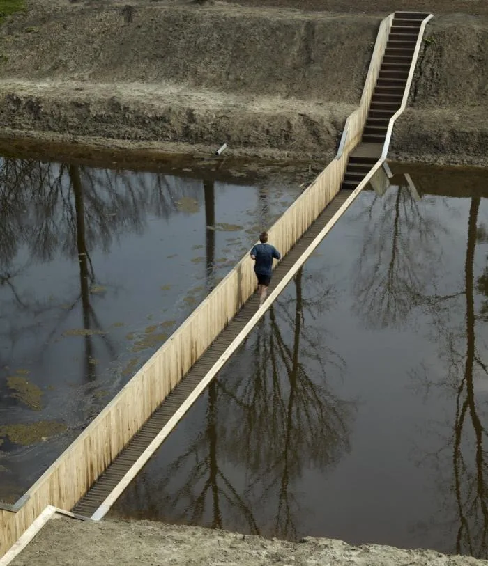 BIM Architecture | Hidden Passage Submerged in Water - Moses Bridge/RO& AD