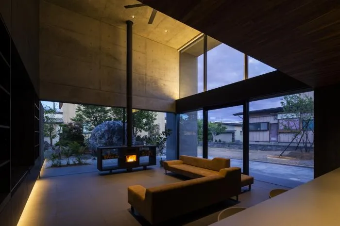 BIM architecture | Half covered with vertical walls, transparent and scenic: Residential "SCAPE" in Yamagata Prefecture, Japan